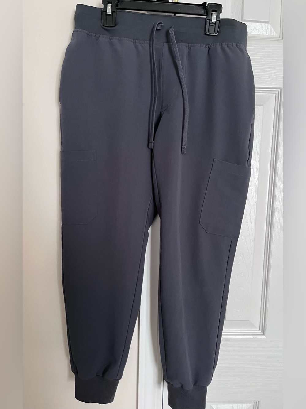 Women’s Mandala Gray Scrub Joggers with Drawstring Waist Size Small